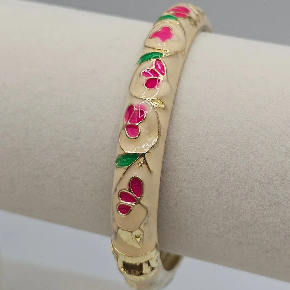 Enamel Floral Clamper Bracelet Cream Pink Gold Tone Hinged 7 Inch